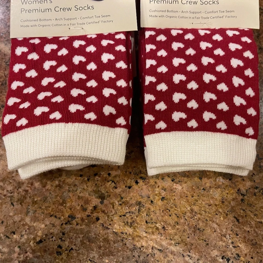 NEW! Pact Hopeful Hearts  Premium Crew Socks Two Pair NWT!
